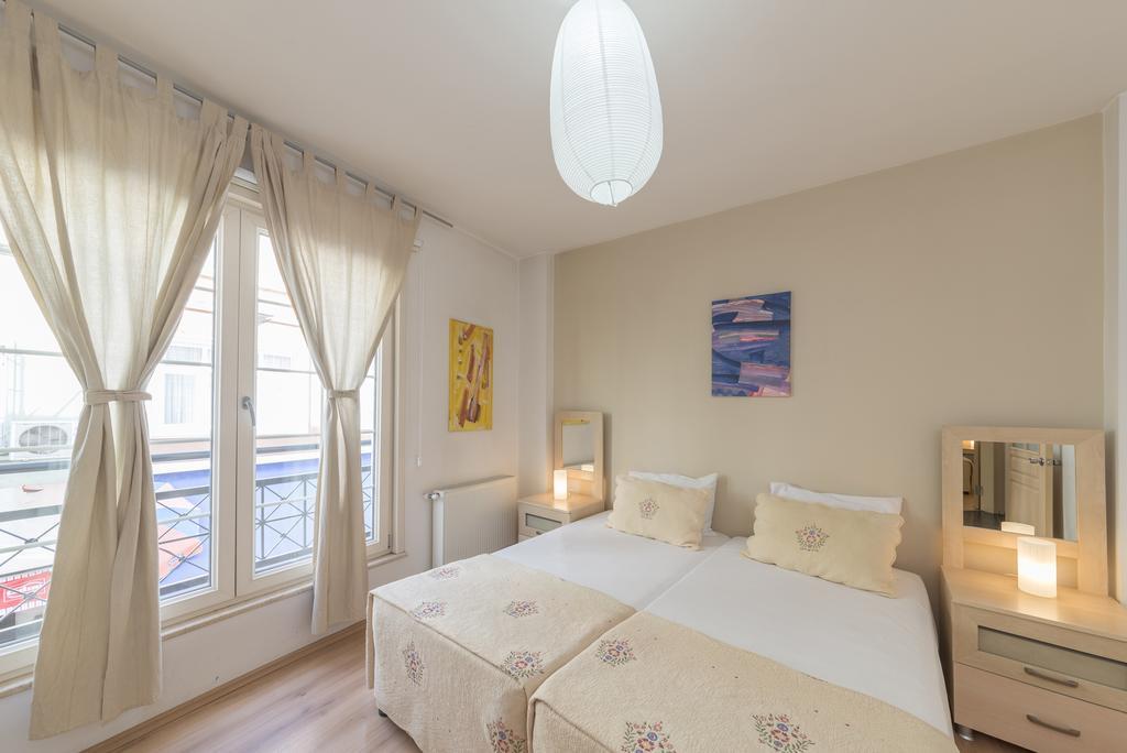 Istanbul Amedros Home Buitenkant foto